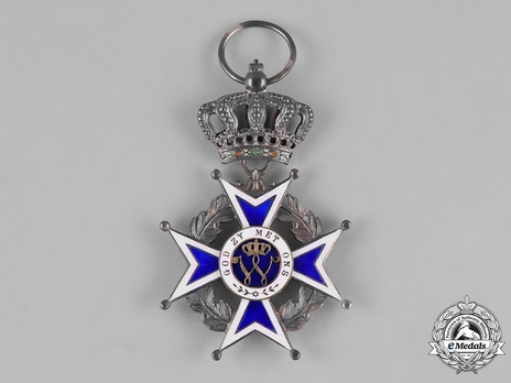 Order of Orange-Nassau, Knight (Civil Division, 1892-1970) Reverse