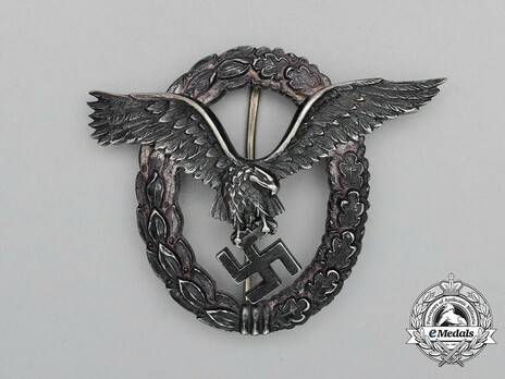 Pilot Badge, by W. Deumer Obverse