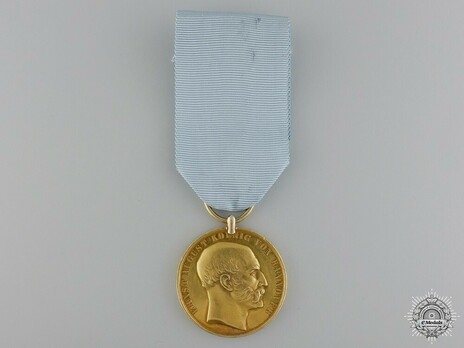 Gold Civil Merit Medal, Type IV Obverse