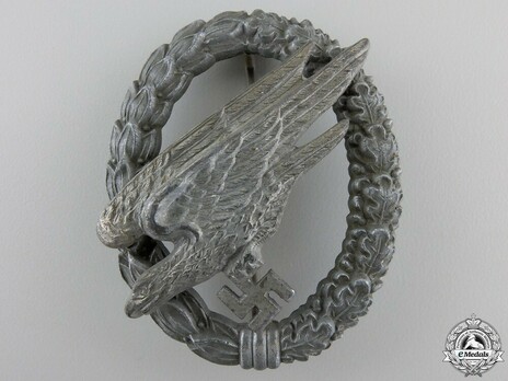 Luftwaffe Paratrooper Badge, by Steinhauer & Lück (in zinc) Obverse