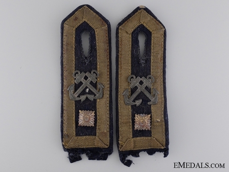 Kriegsmarine Helmsman/Coxswain Feldwebel Shoulder Board Obverse