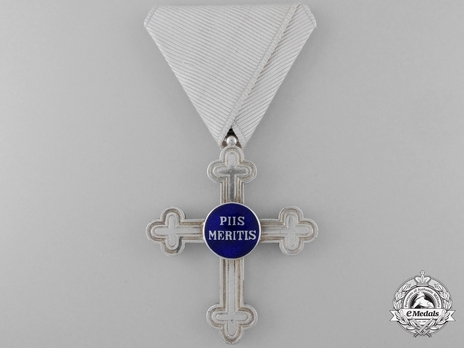 Merit Cross "Piis Meritis" for Military Chaplains, Type III, Civil Division, II Class 