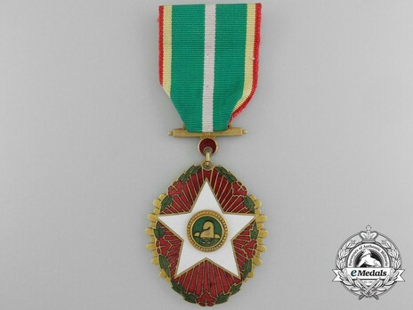 Order of Civil Merit, Type I, IV Class (Mongnyeon Medal) Obverse