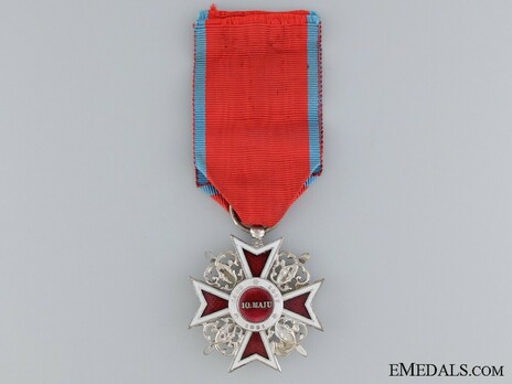 Order of the Romanian Crown, Type I, Military Division, Knight's Cross Reverse