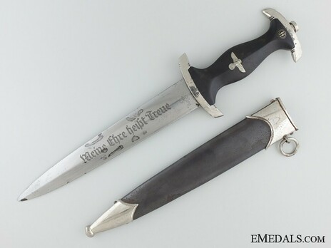 Allgemeine SS M33 RZM Marked Service Dagger (by Weyersberg, Kirschbaum & Cie) Obverse with Scabbard