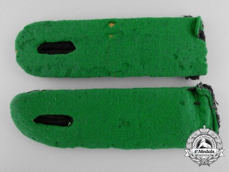 SS-SD Rottenführer Shoulder Boards Reverse