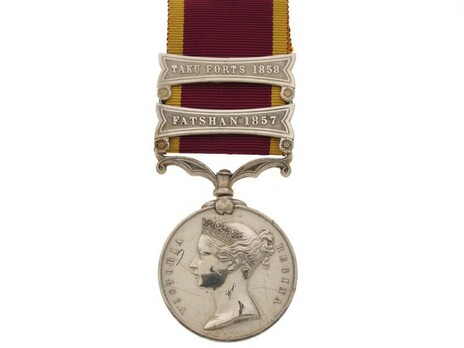 Silver Medal (with 2 clasps) Obverse