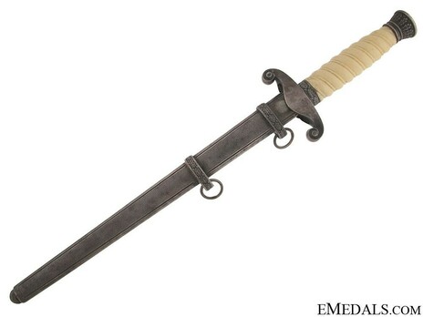 German Army F. W. Höller-made Officer’s Dagger Reverse in Scabbard