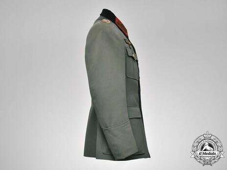 German Army General's Field Tunic Right Side