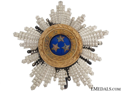 Order of the Three Stars, II Class Breast Star Obverse