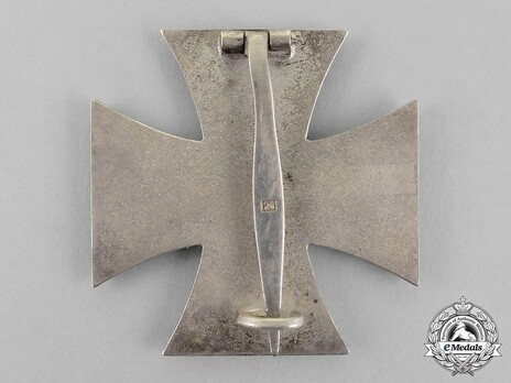 Iron Cross I Class, by B. H. Mayer (26, Type A pin) Reverse