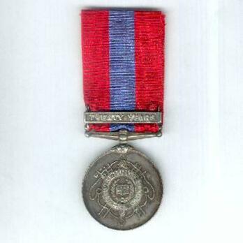 Silver Medal (with 1 clasp) Obverse