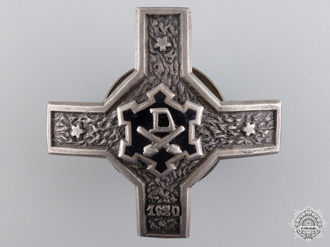 Daugavgriva Coastal Artillery Regiment Badge Obverse