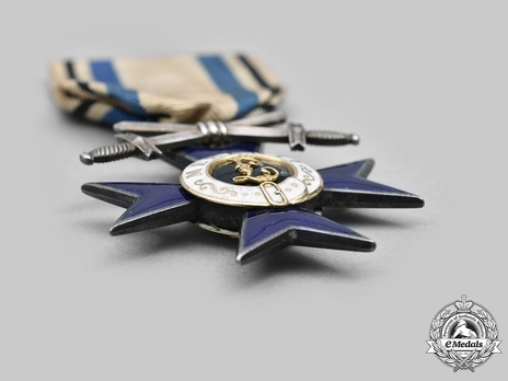 Order of Military Merit, Military Division, II Class Knight's Cross Obverse