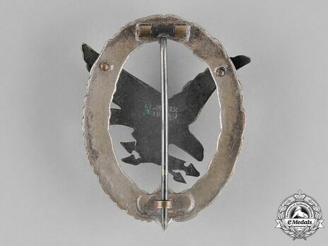 Radio Operator & Air Gunner Badge, by C. E. Juncker (in zinc) Reverse