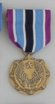 Civilian Award for Humanitarian Service Obverse