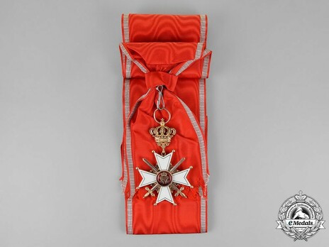 Order of Berthold I, Grand Cross with Swords (in gold) Obverse with Ribbon