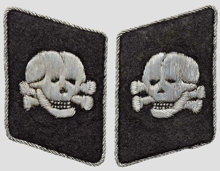 SS-TV Death's Head 2nd pattern Officer Collar Tabs Obverse