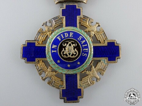 The Order of the Star of Romania, Type II, Civil Division, Commander's Cross Obverse