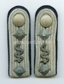 Waffen-SS Medical Hauptsturmführer Shoulder Boards Obverse