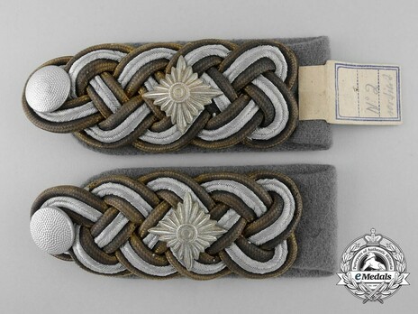 Waffen-SS Gruppenführer Shoulder Boards Obverse