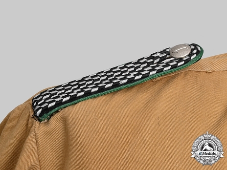 NSKK Shirt Shoulder Board Detail