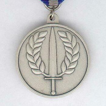 Silver Medal ObverseArmed Forces Medal for International Operations