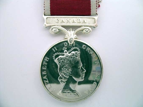 Silver Medal (for Canada, 1954-)  Obverse