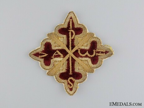 Knight Commander Breast Star (with embroidery) Obverse