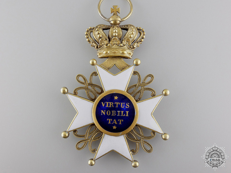 Grand Cross (Gold) Obverse