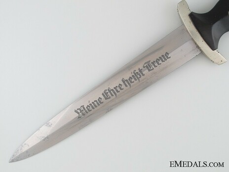 Allgemeine SS M33 RZM Marked Service Dagger (by Unknown Maker 285) Obverse Blade Detail