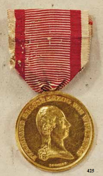 Bravery Medal, in Gold Obverse