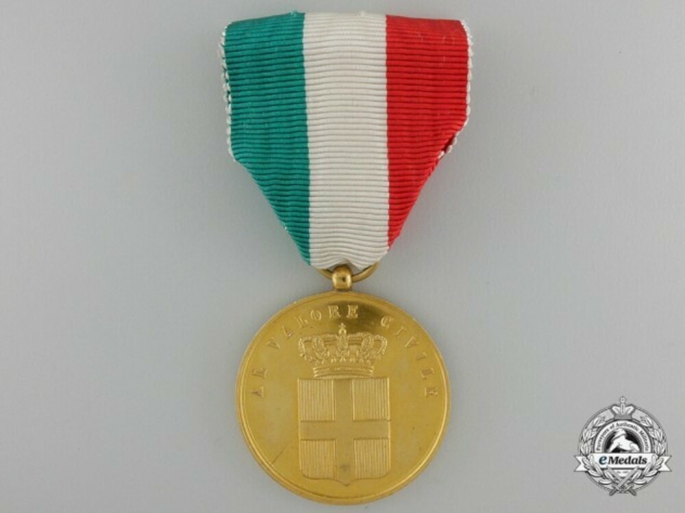 An italian medal 55d1dbee905cd