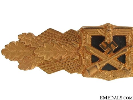 Close Combat Clasp, in Gold, by C. E. Juncker (in tombac) Detail