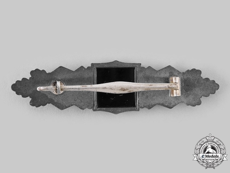 Close Combat Clasp, in Silver, by Steinhauer & Lück Reverse