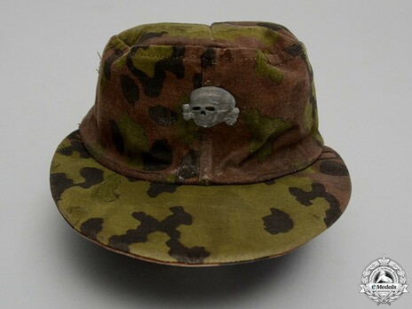 Waffen-SS Camouflaged Field Cap (2nd pattern) Obverse