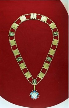 Collar Obverse