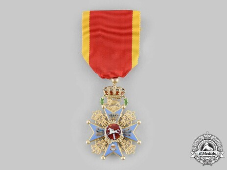 Dukely Order of Henry the Lion, I Class Knight's Cross (in gold) Obverse