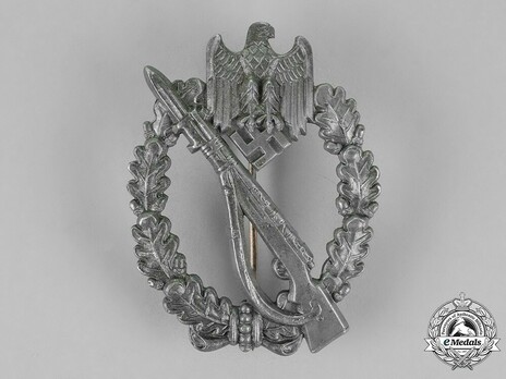 Infantry Assault Badge, by W. Redo Obverse