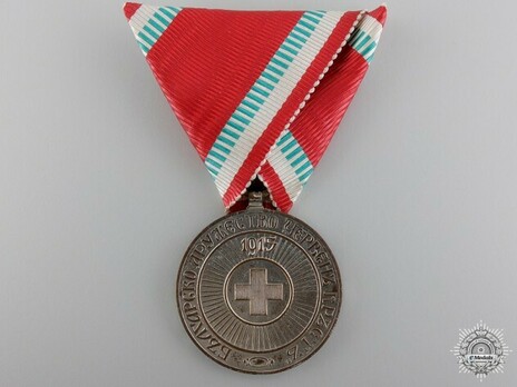 Red Cross Medal, in Silver (1918) Obverse