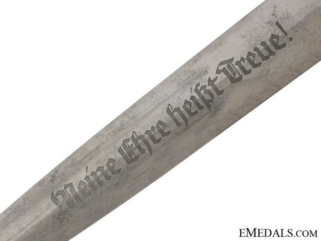 Allgemeine SS M33 Personalised Service Dagger (by Klittermann & Moog; numbered & named) Etching Detail