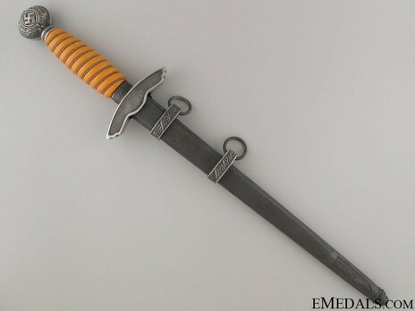 Luftwaffe Paul Weyersberg-made 2nd pattern Dagger Reverse in Scabbard