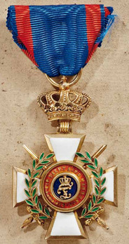 House Order of Duke Peter Friedrich Ludwig, Military Division, I Class Knight (with laurel wreath) Obverse