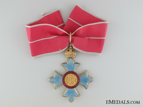 Knight/Dame Commander (1938-) Obverse