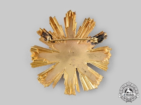 Order of Tudor Vladimirescu, V Class Breast Star Reverse