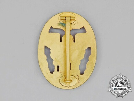 Defence Economy Leader Decoration (in gilt aluminum) Reverse