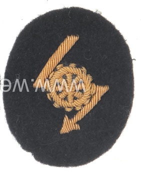 Kriegsmarine Officer's Technical Communications Insignia Obverse