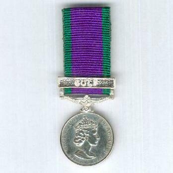 Miniature Silver Medal (with "GULF" clasp) Obverse