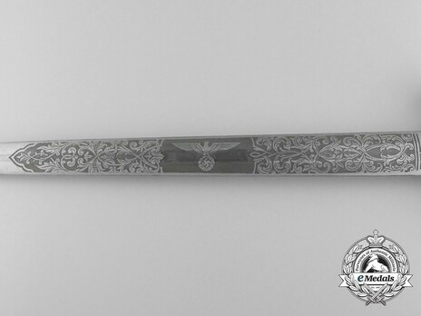 German Army Richard Plümacher-made Double-Etched Officer’s Dagger Obverse Blade Detail