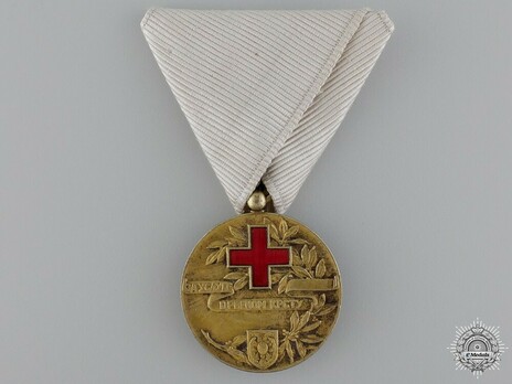 Red Cross Medal Obverse